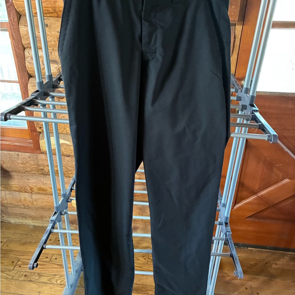 Nike Men's Sleek Black Dress Pants